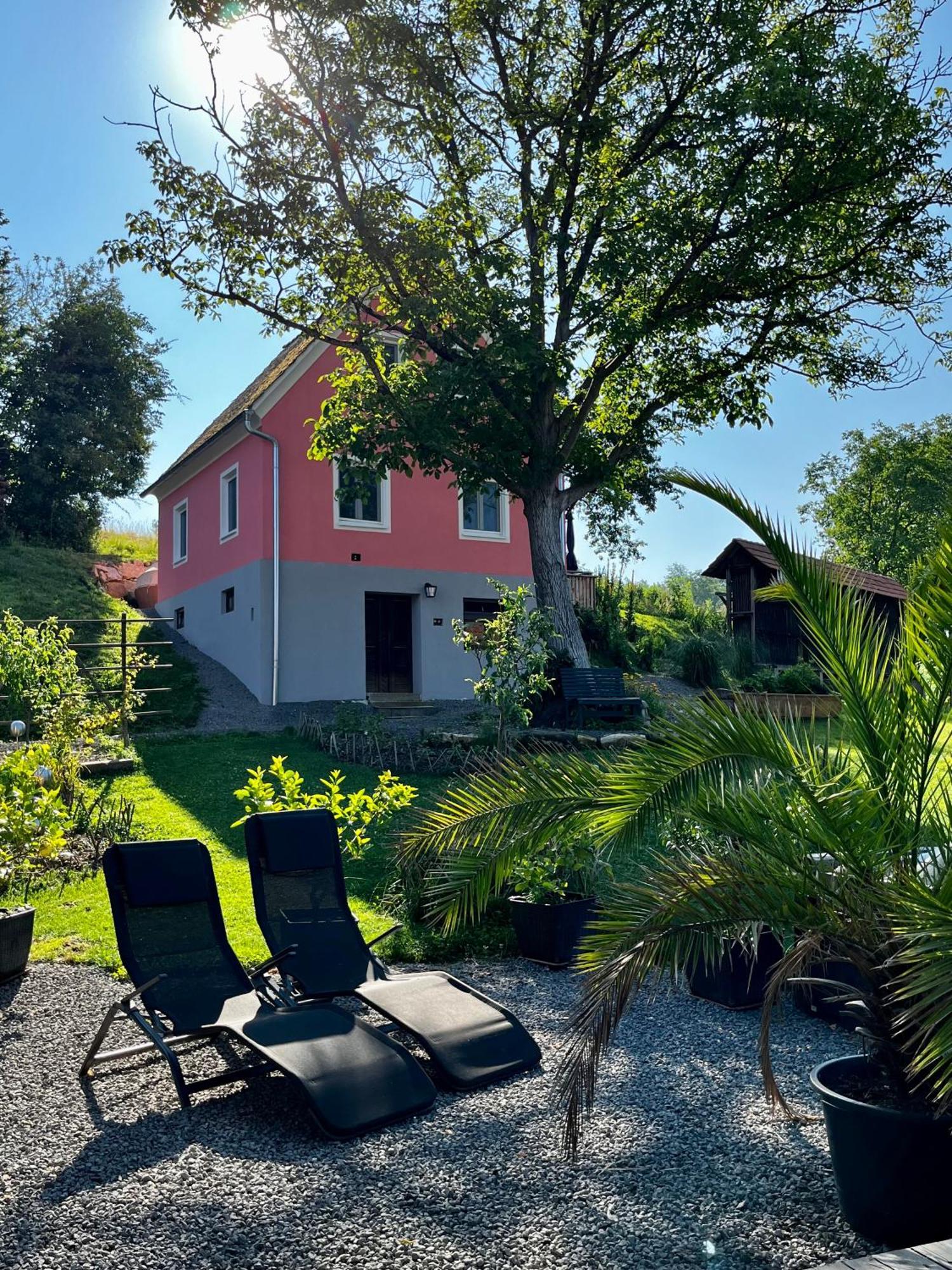 Ferienhaus Thonjoergl Gnas Exteriör bild